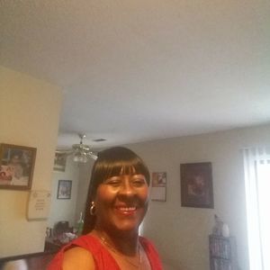 Meet your Posher, Linda